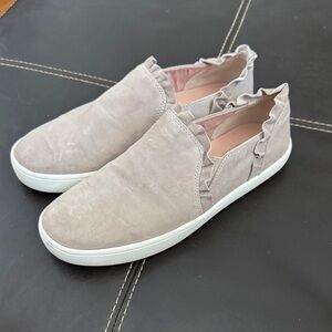 Kate Spade Tan Ruffled Slip-On Sneakers